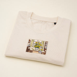 Sonnige Küche - T-Shirt mit Stickerei
