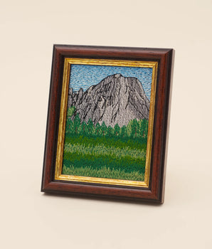 Berglandschaft – Gesticktes Bild